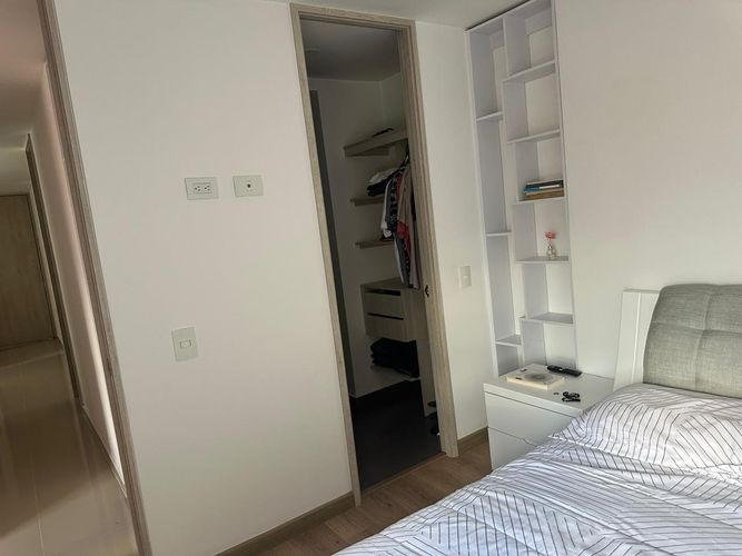 Apartamento de 3 alcobas en venta en Loma De La Doctora, Sabaneta, 63 m² · foto 11 de 18