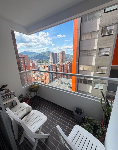 Apartamento de 3 alcobas en venta en Loma De La Doctora, Sabaneta, 63 m² · foto 15 de 18
