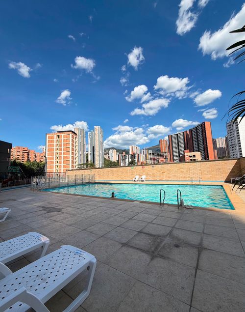 Apartamento de 3 alcobas en venta en Loma De La Doctora, Sabaneta, 63 m² · foto 17 de 18