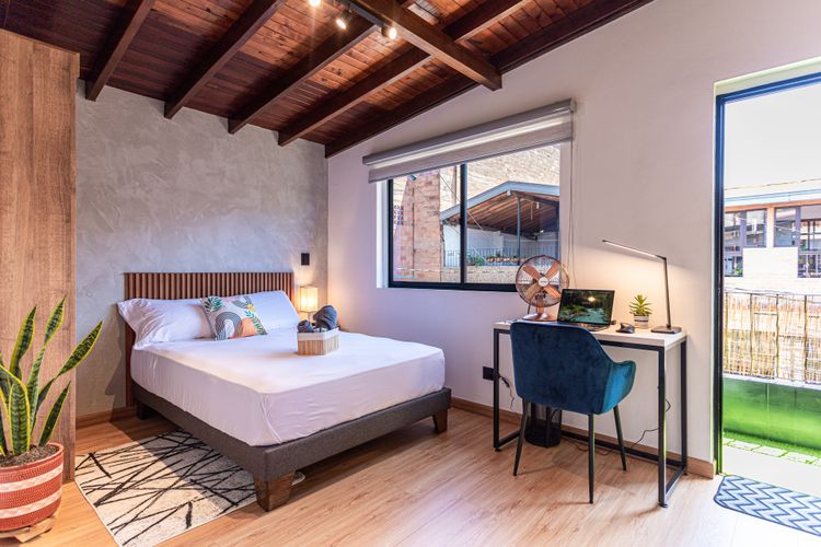 Casa de 9 alcobas en venta en San Joaquín, Medellín, 370 m² · foto 3 de 20