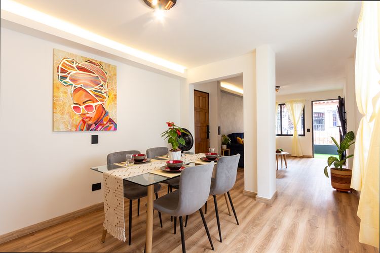 Casa de 9 alcobas en venta en San Joaquín, Medellín, 370 m² · foto 9 de 20