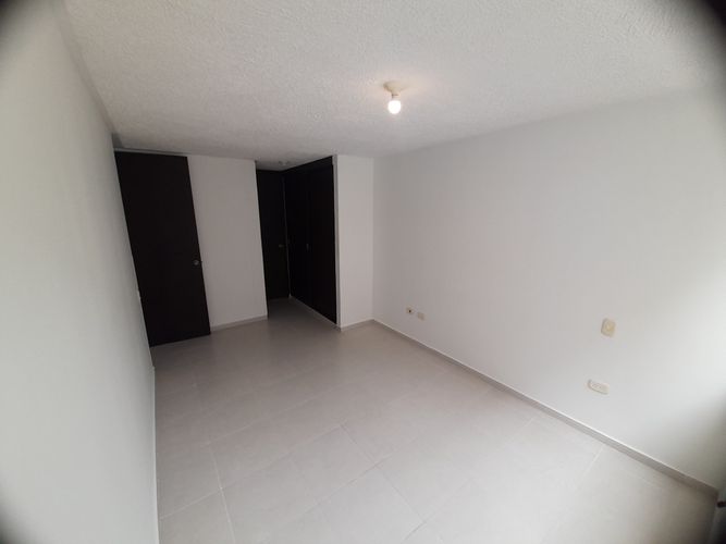 Apartamento de 3 alcobas en venta en Versalles, Floridablanca, 74 m² · foto 11 de 15