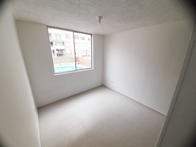 Apartamento de 3 alcobas en venta en Versalles, Floridablanca, 74 m² · foto 8 de 15