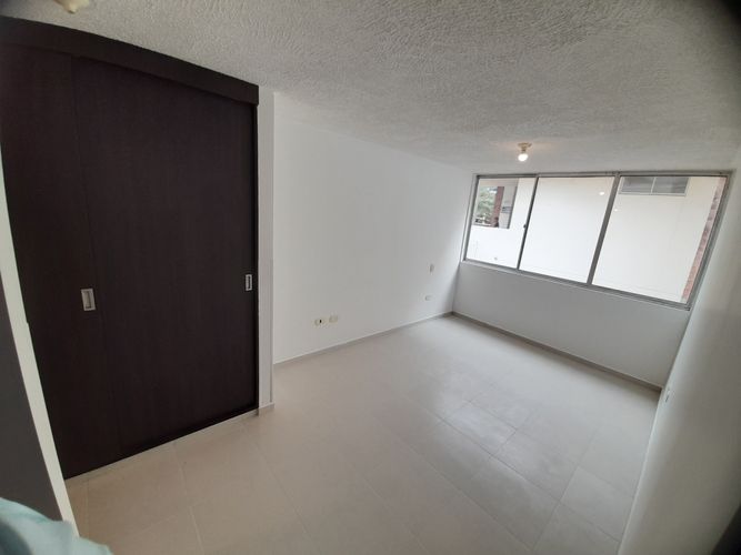 Apartamento de 3 alcobas en venta en Versalles, Floridablanca, 74 m² · foto 12 de 15