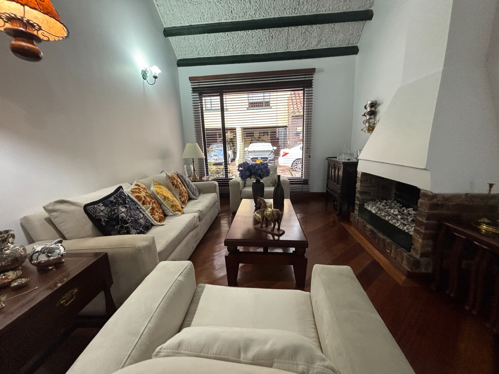 Casa en venta en Cedritos, Bogotá · foto 3 de 24