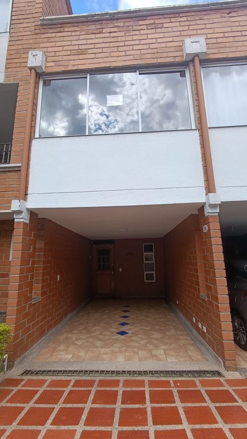 Casa de 5 alcobas en venta en La Mota, Medellín, 142 m² · foto 16 de 24