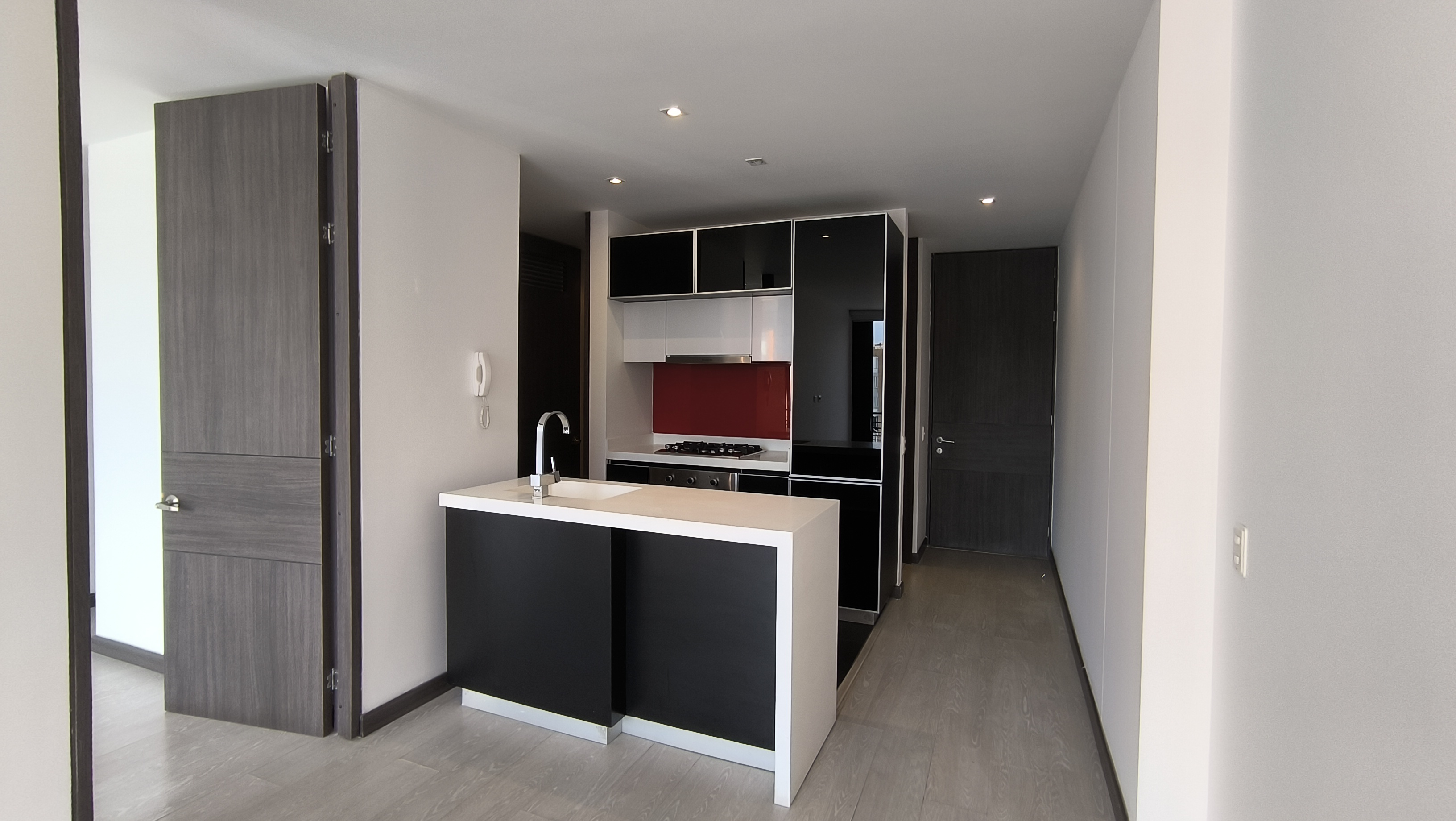 Apartamento en arriendo en Santa Barbara, Bogotá · foto 10 de 16