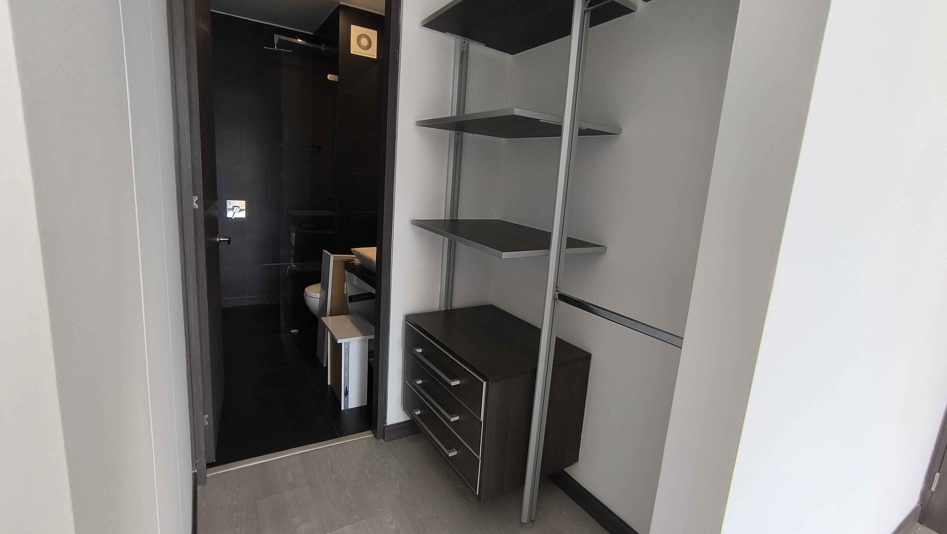Apartamento en arriendo en Santa Barbara, Bogotá · foto 14 de 16