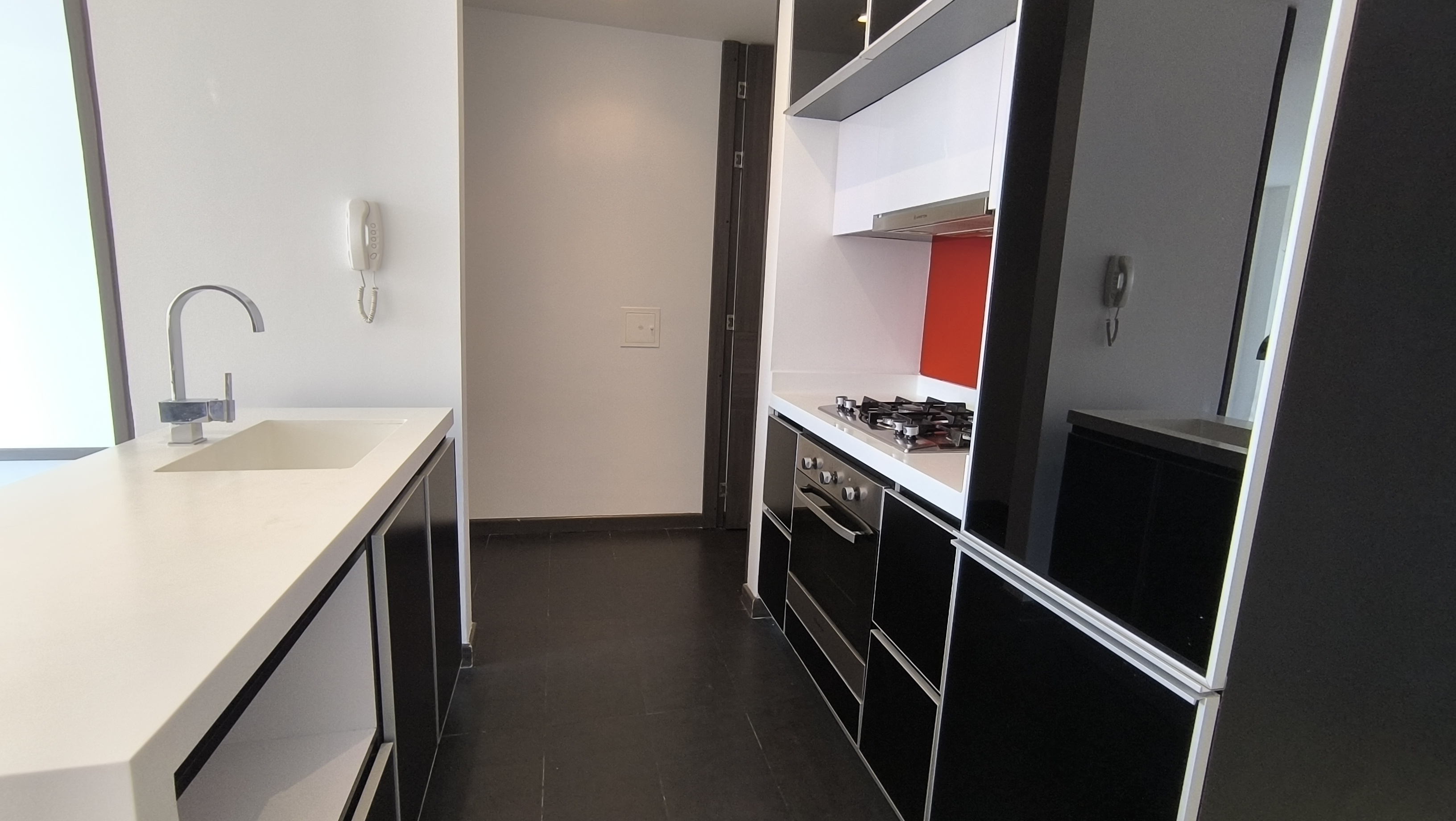 Apartamento en arriendo en Santa Barbara, Bogotá · foto 5 de 16