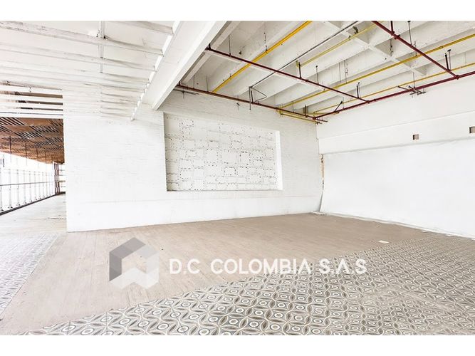 Local en venta en Chipichape, Cali, 142 m² · foto 2 de 7