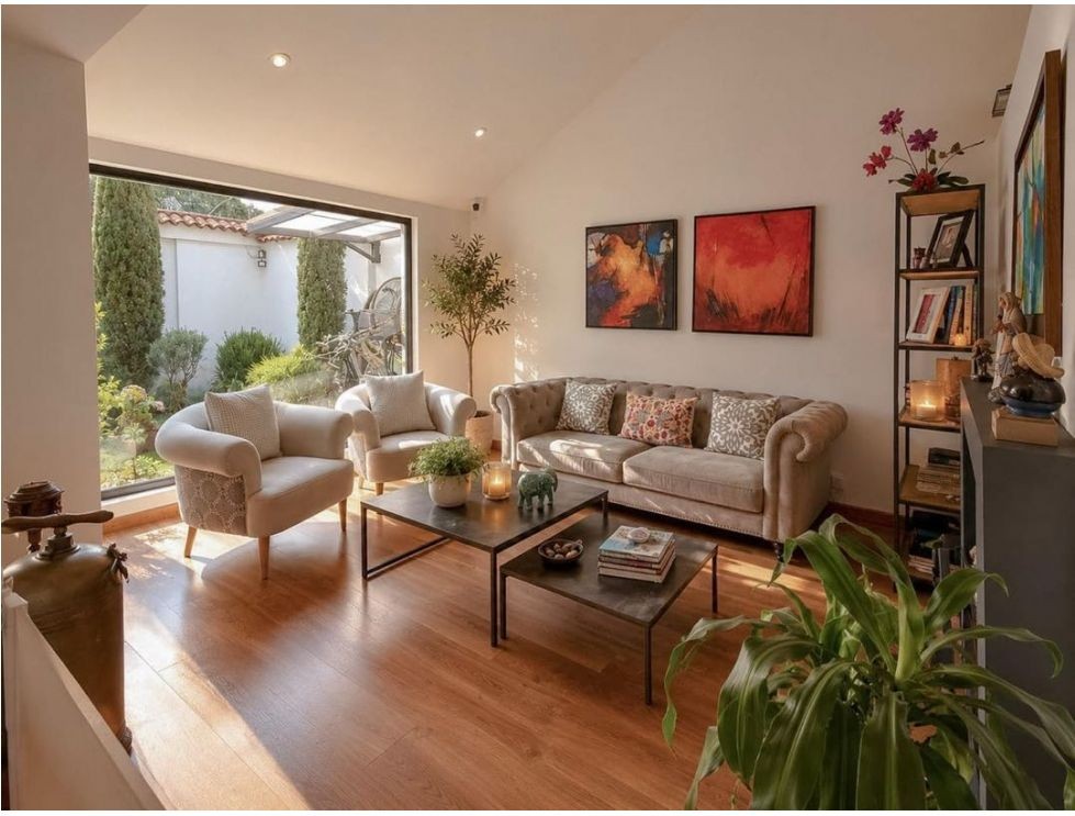 Casa en arriendo en Santa Ana, Bogotá · foto 2 de 24