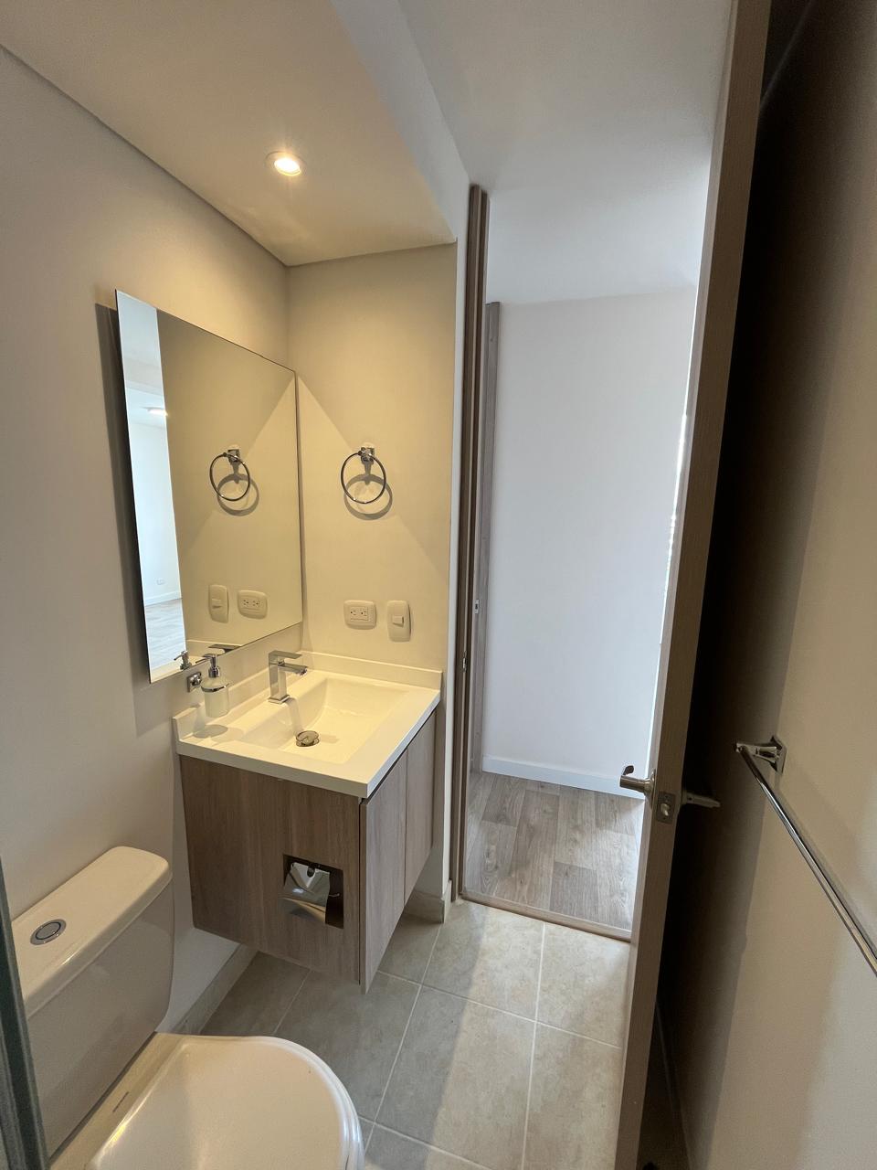 Apartamento en venta en Fontibon, Bogotá · foto 8 de 16