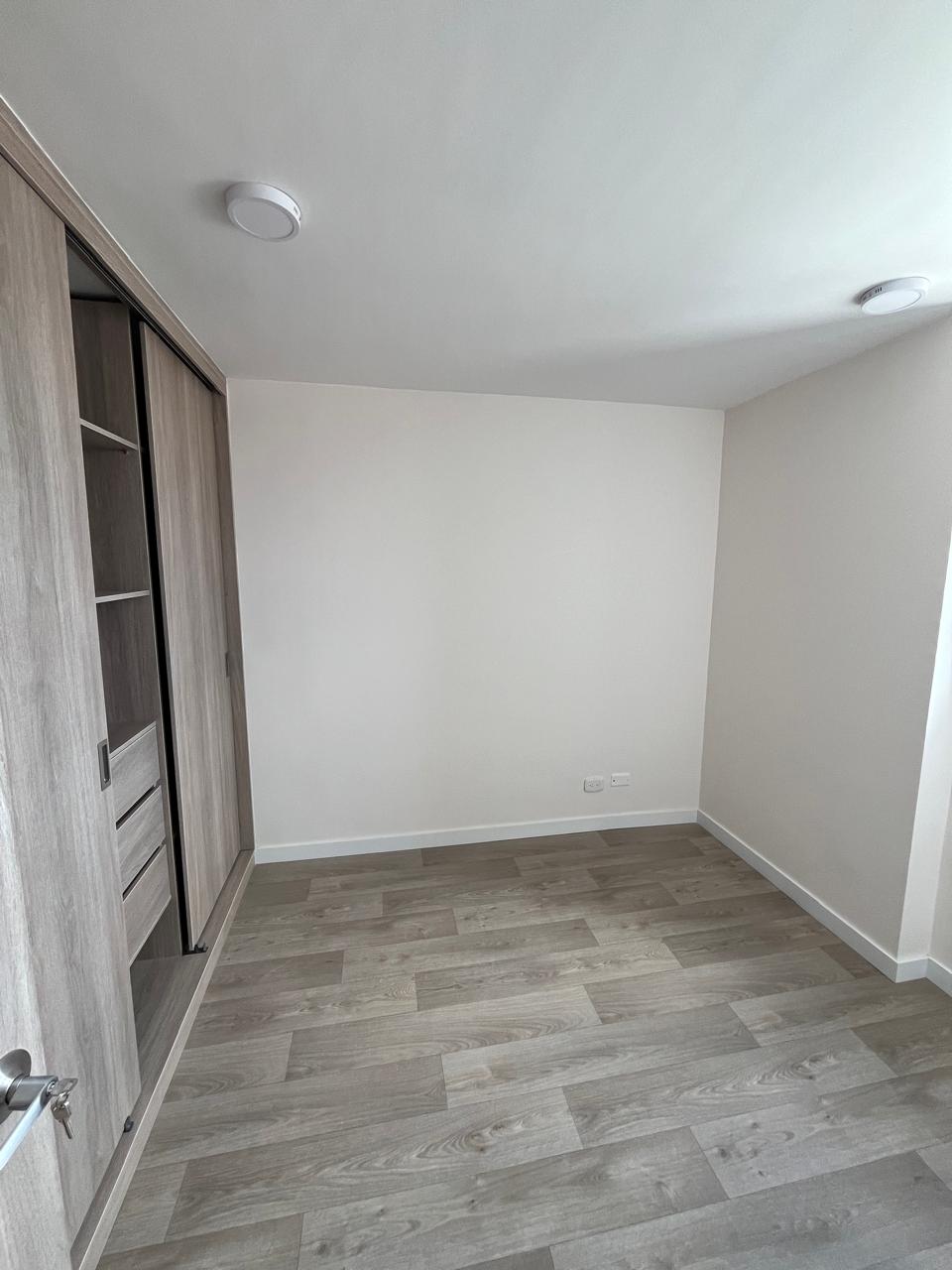 Apartamento en venta en Fontibon, Bogotá · foto 14 de 16