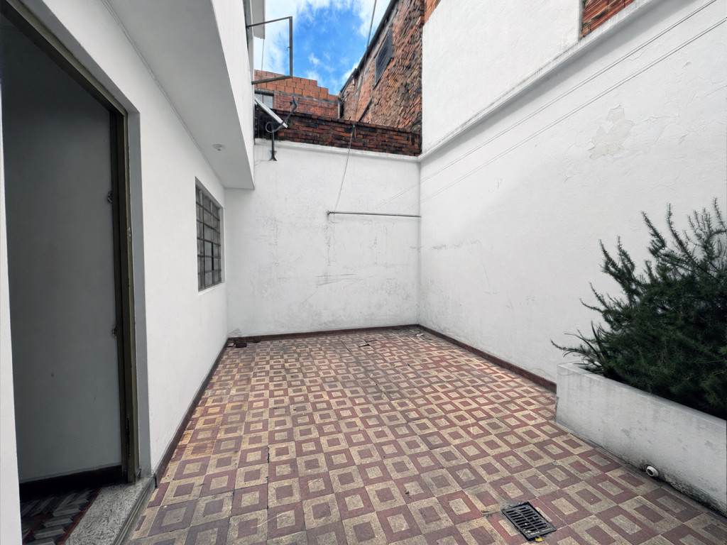 Casa en venta en Santa Isabel, Bogotá · foto 7 de 24