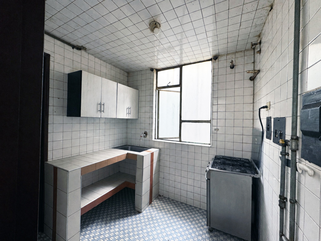 Casa en venta en Santa Isabel, Bogotá · foto 8 de 24