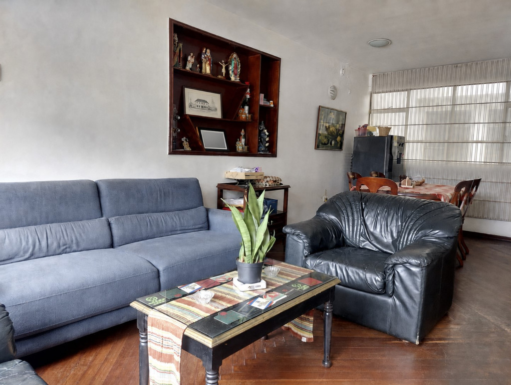 Casa en venta en Santa Isabel, Bogotá · foto 11 de 24