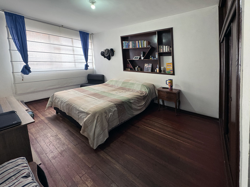 Casa en venta en Santa Isabel, Bogotá · foto 13 de 24