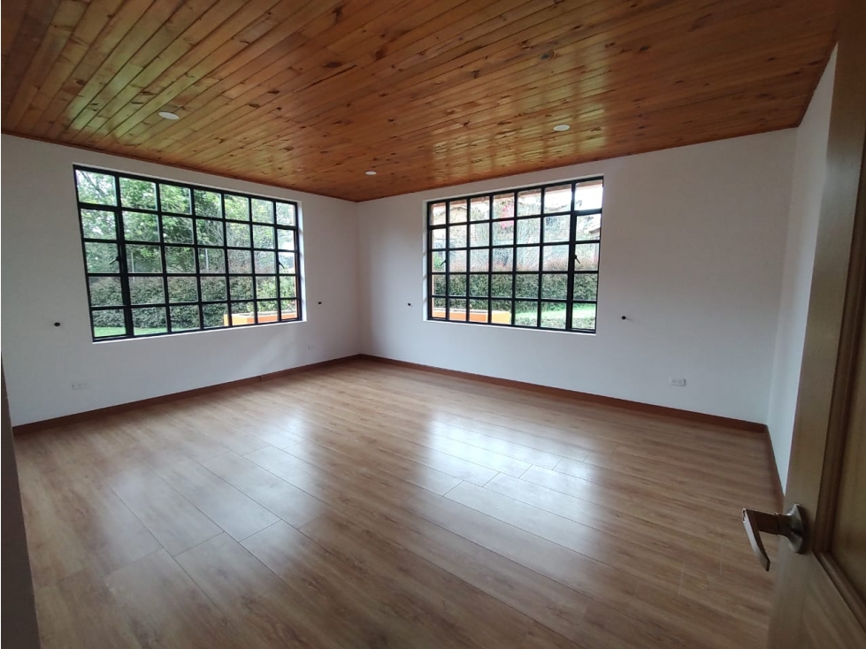 Casa en arriendo en El Hato, La Calera · foto 2 de 24