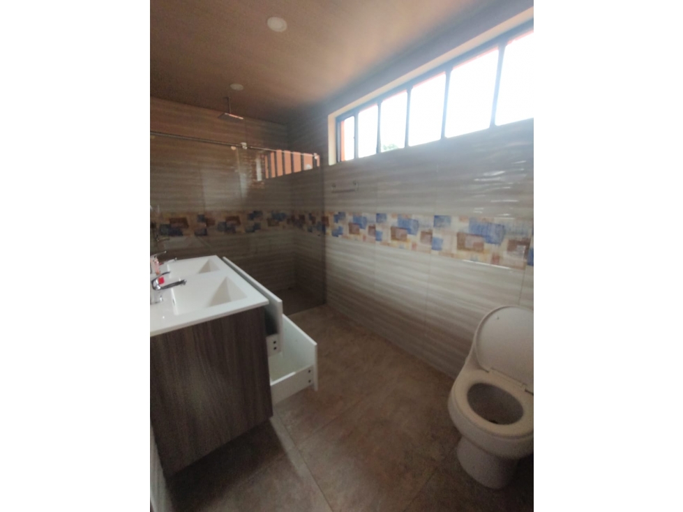Casa en arriendo en El Hato, La Calera · foto 5 de 24