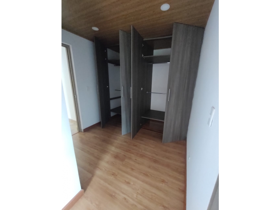 Casa en arriendo en El Hato, La Calera · foto 9 de 24