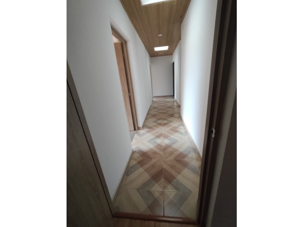 Casa en arriendo en El Hato, La Calera · foto 10 de 24