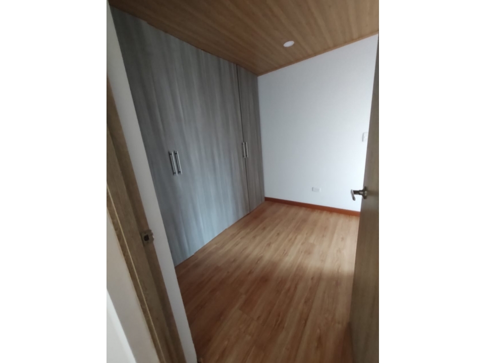 Casa en arriendo en El Hato, La Calera · foto 11 de 24