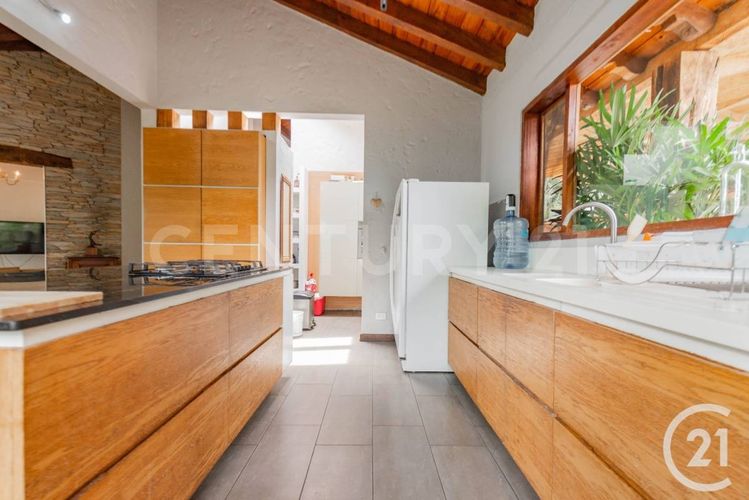 Casa de 4 alcobas en venta en Llano Grande, Rionegro, 304 m² · foto 7 de 23