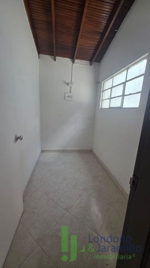 Casa de 5 alcobas en venta en Alcala, Envigado, 120 m² · foto 17 de 20