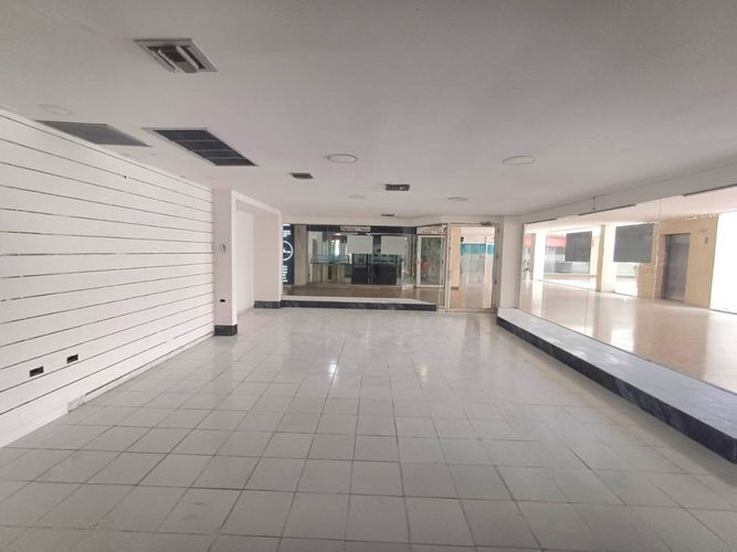 Local en arriendo en Bocagrande, Cartagena, 68 m² · foto 2 de 10