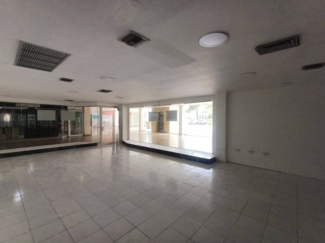 Local en arriendo en Bocagrande, Cartagena, 68 m² · foto 3 de 10