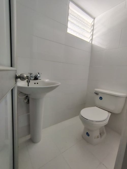 Consultorio en arriendo en Caobos, Cúcuta, 30 m² · foto 4 de 8
