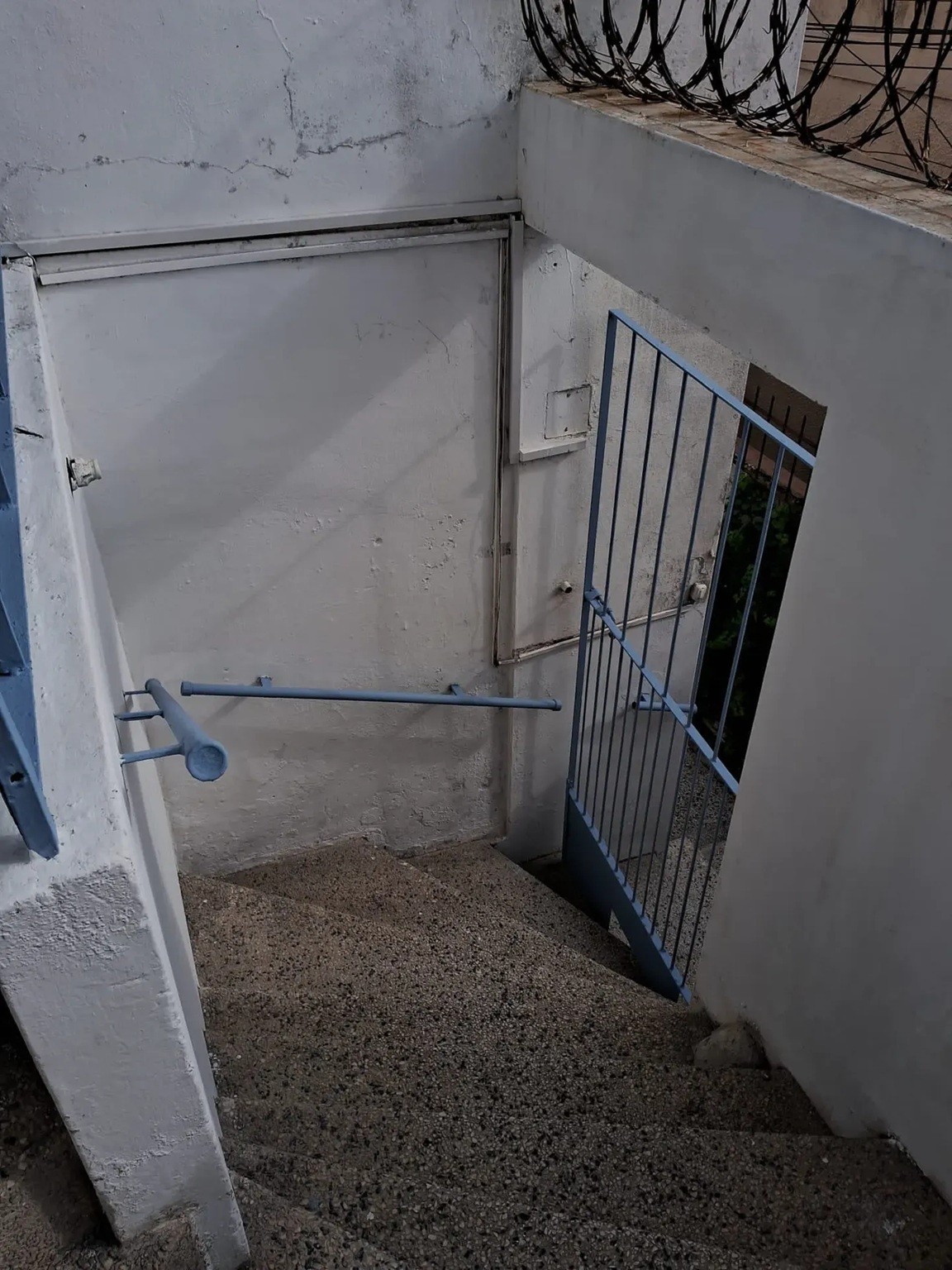 ALQUILER EN MALVIN DE 2 DORMITORIOS, POR ESCALERA, LUMINOSO, SIN GASTOS COMUNES · Foto 9