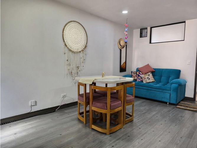Apartaestudio en venta en Chapinero, Bogotá, 44 m² · foto 2 de 13