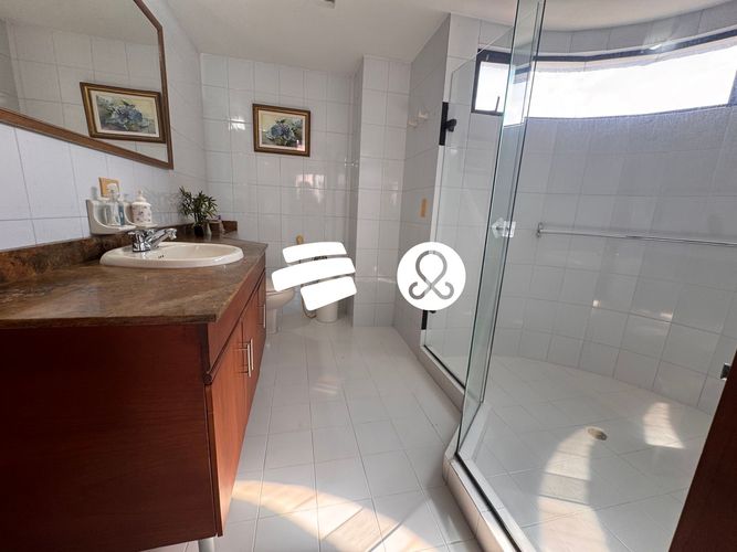 Apartamento de 2 alcobas en venta en Astorga, Medellín, 189 m² · foto 11 de 14