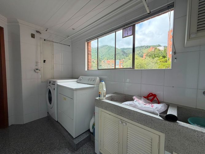 Apartamento de 3 alcobas en venta en Usaquen, Bogotá, 523 m² · foto 10 de 24
