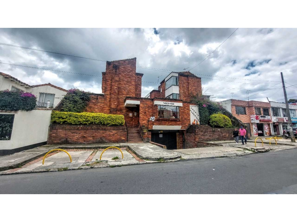 Casa en venta en Cedritos, Bogotá · foto 4 de 24