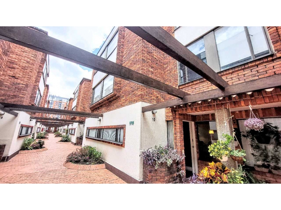 Casa en venta en Cedritos, Bogotá · foto 5 de 24