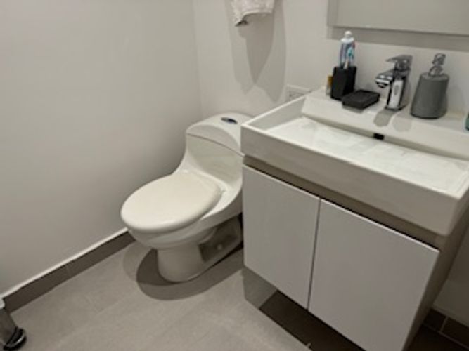 Apartaestudio en venta en Santa Barbara Central, Bogotá, 57 m² · foto 11 de 13