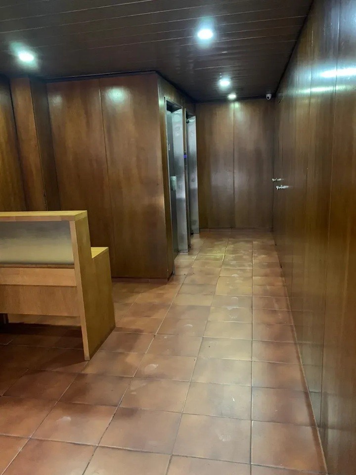 ALQUILER EN EL CENTRO, MONO AMBIENTE EN PISO 5 AL FRENTE, AIRE ACONDICIONADO, SEGURIDAD DIURNA · Foto 10