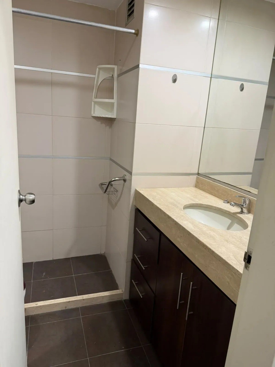 ALQUILER EN MALVIN DE 2 DORMITORIOS, TERRAZAS, GARAJE INCLUIDO, SUM, SOLARIUM, GYM, PISCINA · Foto 5