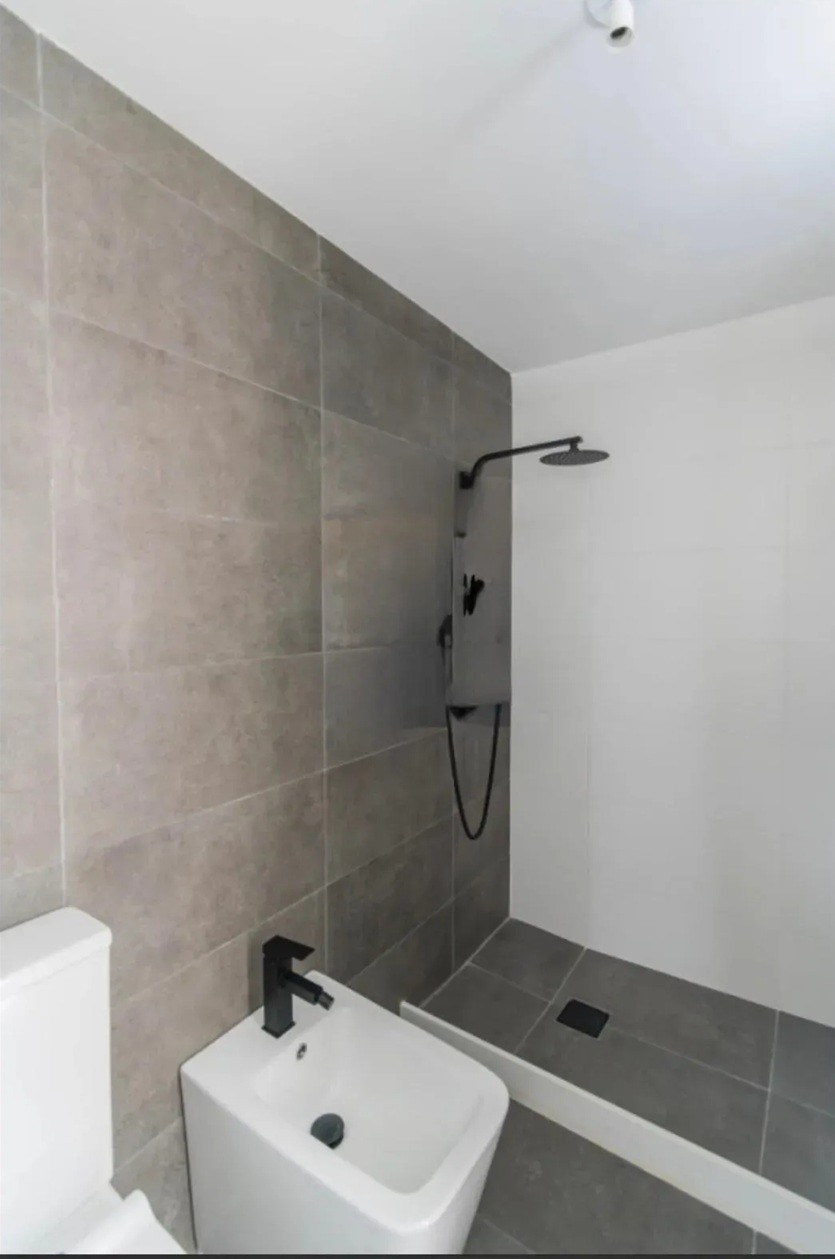 ALQUILER EN LA BLANQUEADA DE 1 DORMITORIO, PISO 10, BALCON, SEGURIDAD, PISCINA, SOLARIUM, LAVADERO ETC · Foto 9
