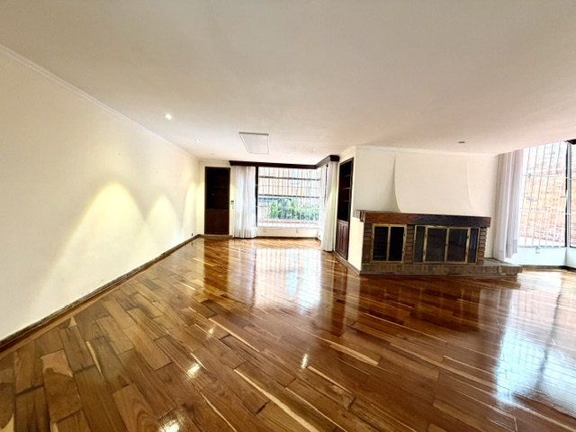 Apartamento en venta en La Cabrera, Bogotá · foto 2 de 24