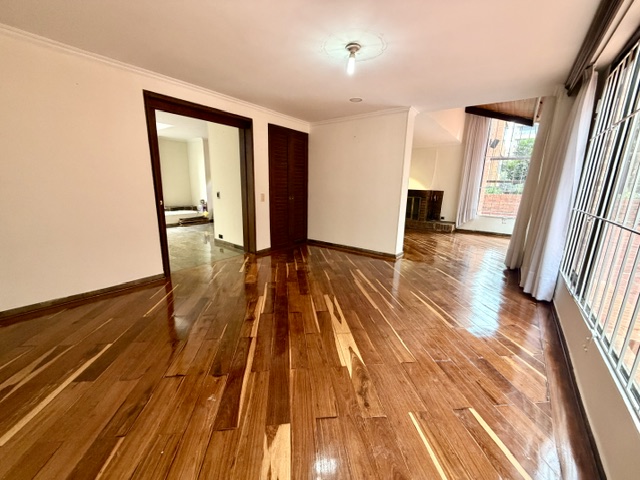 Apartamento en venta en La Cabrera, Bogotá · foto 3 de 24