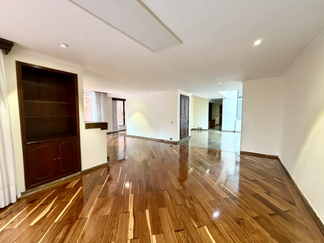 Apartamento en venta en La Cabrera, Bogotá · foto 5 de 24