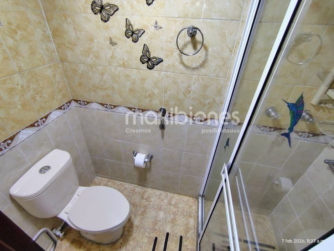 Apartamento de 4 alcobas en venta en Laureles, Medellín, 126 m² · foto 2 de 20