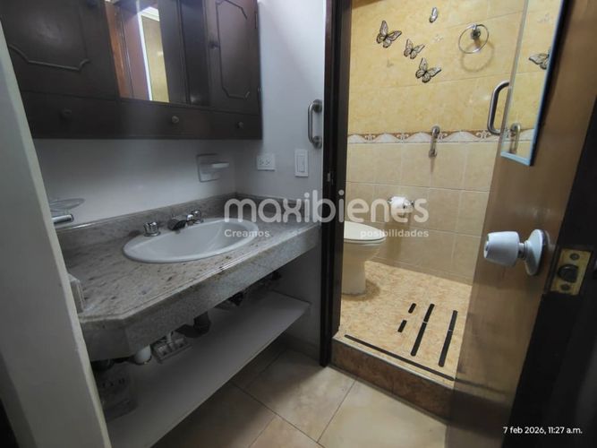 Apartamento de 4 alcobas en venta en Laureles, Medellín, 126 m² · foto 4 de 20