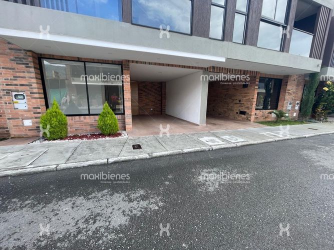 Apartamento de 3 alcobas en venta en La Ceja, 140 m² · foto 5 de 24