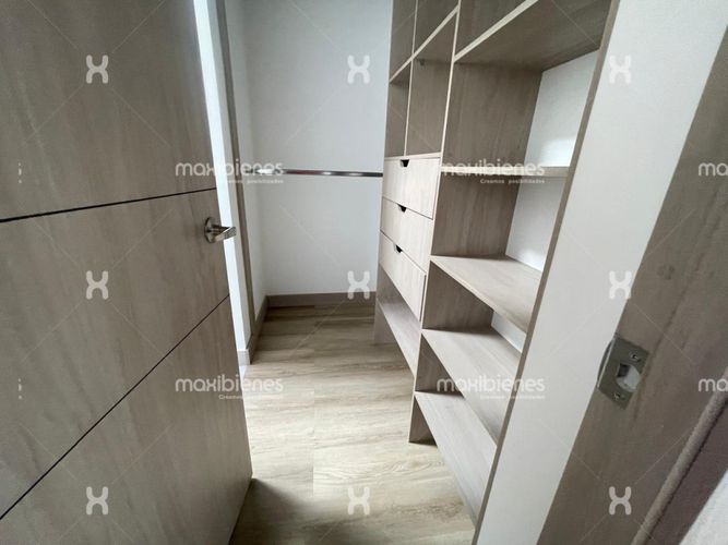 Apartamento de 3 alcobas en venta en La Ceja, 140 m² · foto 12 de 24