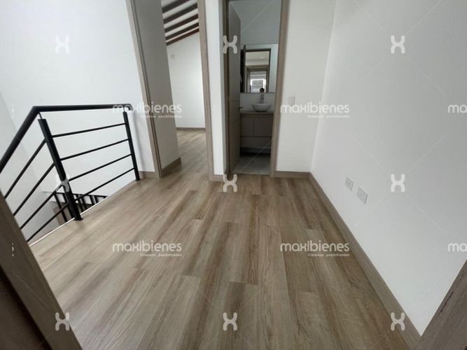 Apartamento de 3 alcobas en venta en La Ceja, 140 m² · foto 13 de 24