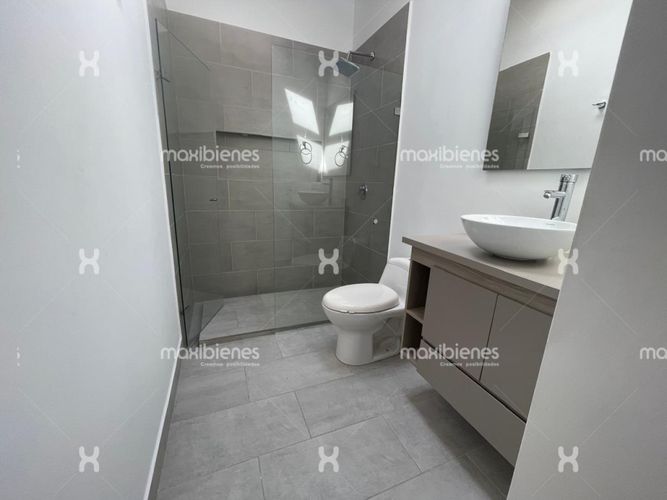 Apartamento de 3 alcobas en venta en La Ceja, 140 m² · foto 16 de 24
